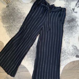 Aritzia Wide Leg Trouser